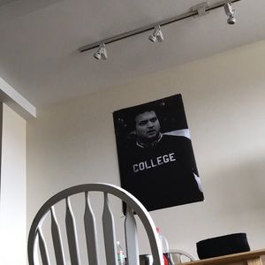 Meet your Posher, Thomas